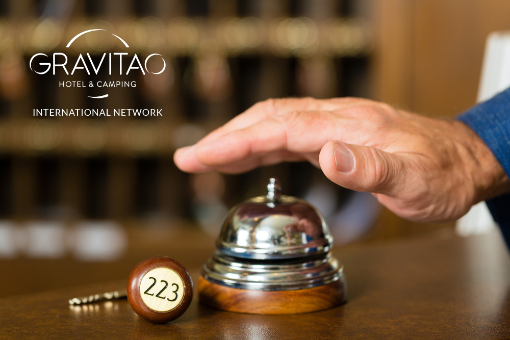 Mme & M. CHENEAU, clients ayant acheté leur hôtel avec GRAVITAO